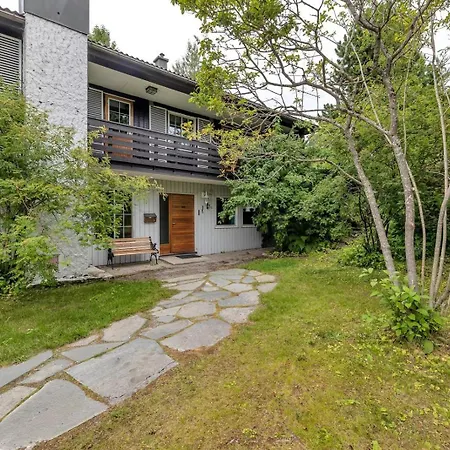 With Free Parking Appartement Tromsø